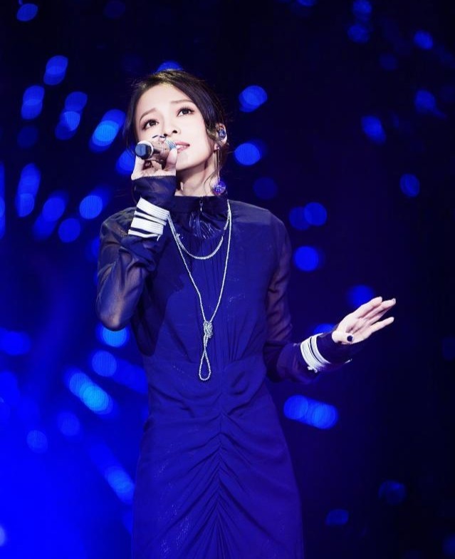 星空体育官网锐不可当首场状态出色，利物浦观众沸腾！，科维托娃重返赛场全场沸腾不已的简单介绍