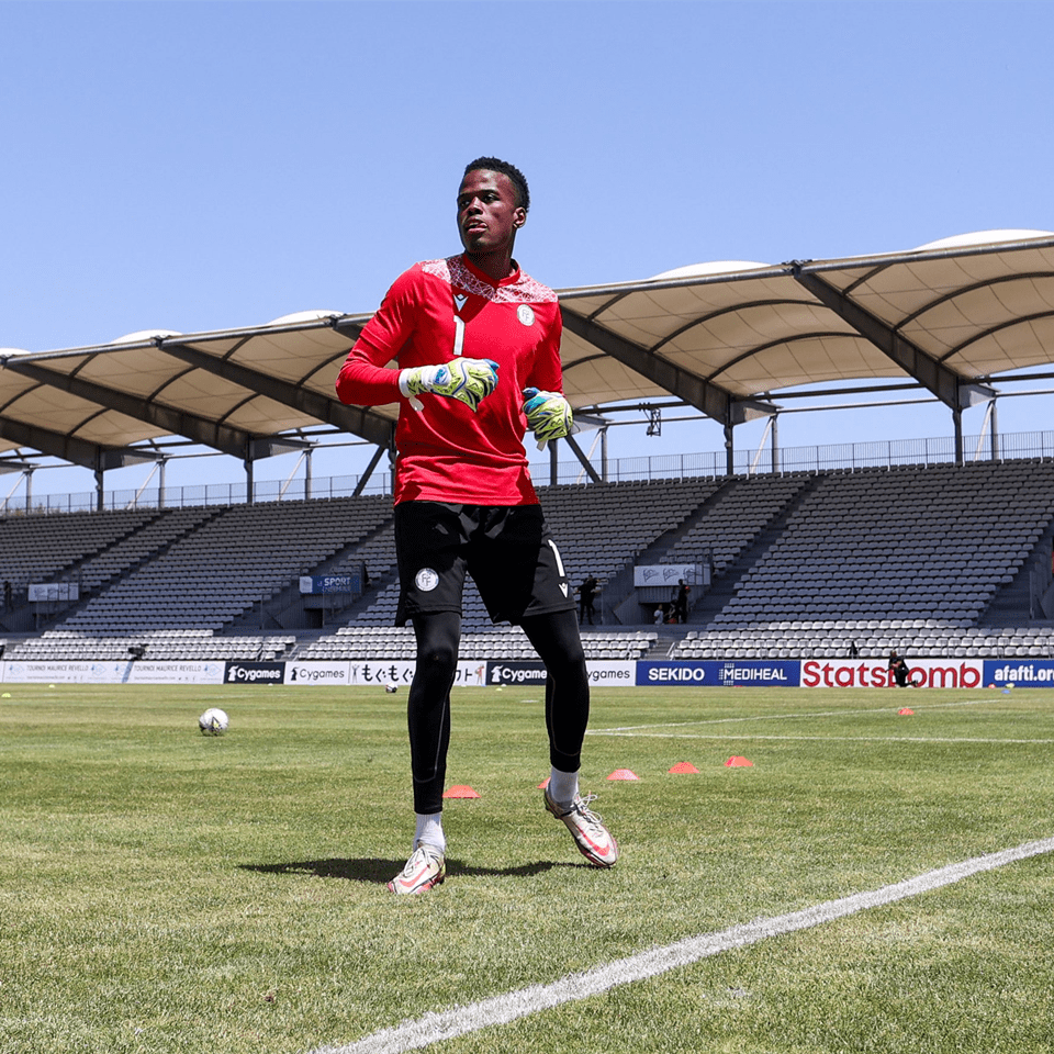 星空体育平台浓眉哥在法国队比赛中出色防守，比分优势明显引发热议！的简单介绍